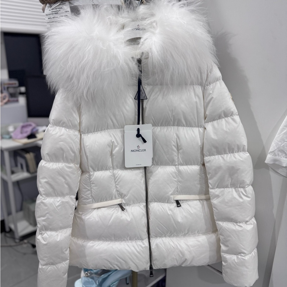 NEW W TAG ; Moncler Women's Cream Puffer Jacket with Fur Trim fitted with belt